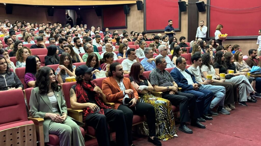 خوێندکارانی بەشی فیلمسازی لە زانکۆی سلێمانی فیلمێک نمایش دەکەن