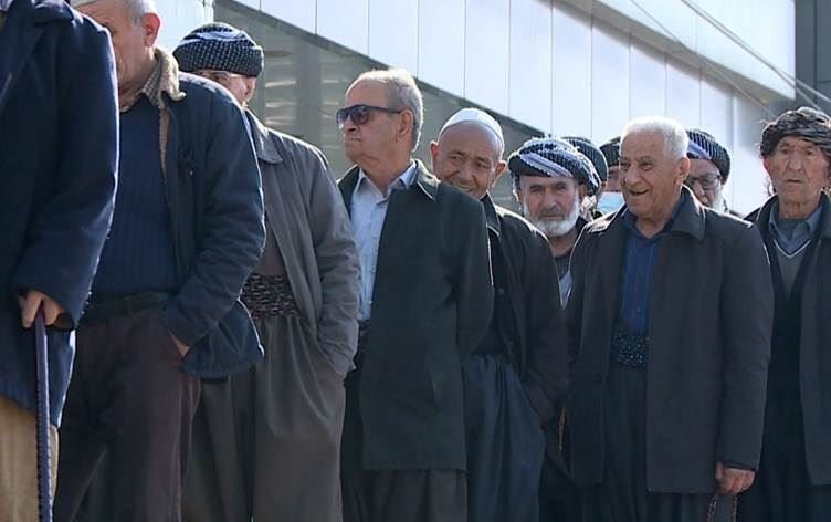 خانەنشینێک لەکاتی مووچە وەرگرتن جەڵدە لێیدا و گیانی لەدەستدا