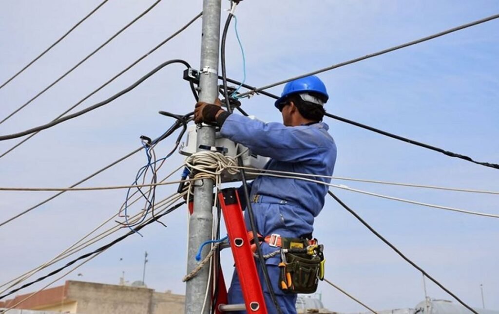 وەزارەتی کارەبا: ناتوانین کارەبای 24 کاتژمێری دابین بکەین