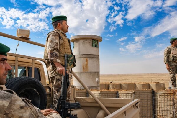 تەمەنی خانەنشینی هێزەكانی ناوەخۆ كەمدەكرێتەوە
